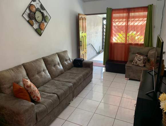 V#96 Venta de Casa en Mercedes, Heredia