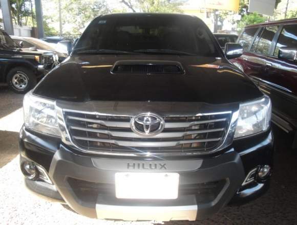 EN VENTA TOYOTA HILUX FULL EQUIPO 