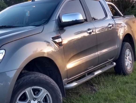 Vendo Ford Ranger 4 x4 AutomátiXLT