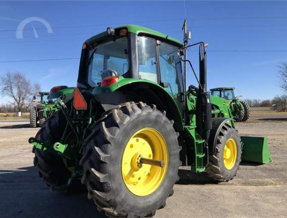 John Deere 6110M - 110CV - 234 Horas 