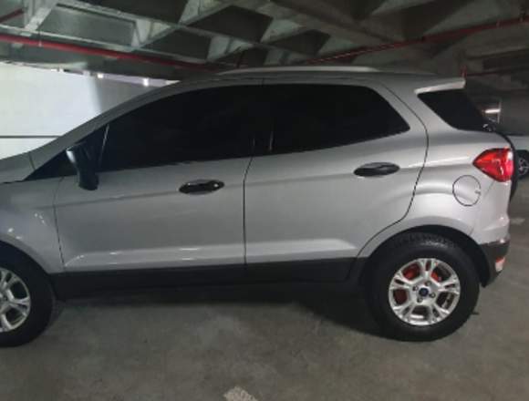 Se vende carro FORD ECOSPORT modelo 2014