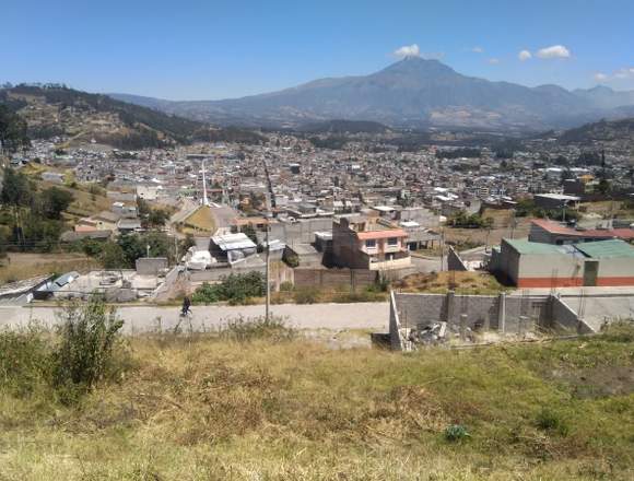 TERRENO 150M2 OTAVALO CON TODOS LOS SERVICIOS 