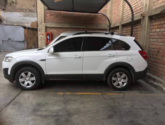 Vendo camioneta Chevrolet captiva 2013