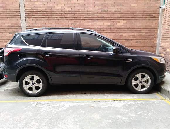 Hermosa Camioneta Ford Escape 2013. Ganga!!