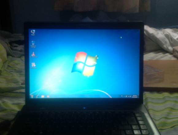 laptop compac presario c 700