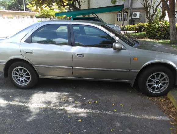 Vendo Toyota-camry 97