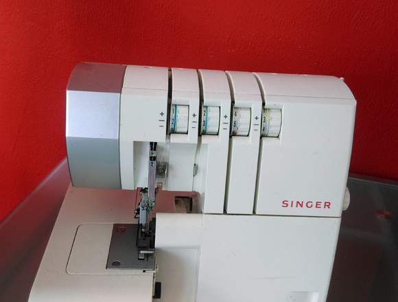 Maquina Overlock Marca Singer Modelo 14sh754