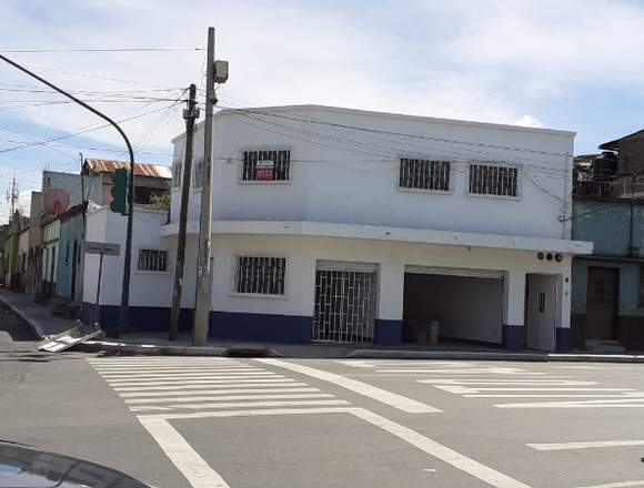 Vendo casa comercial en colonia Landivar 