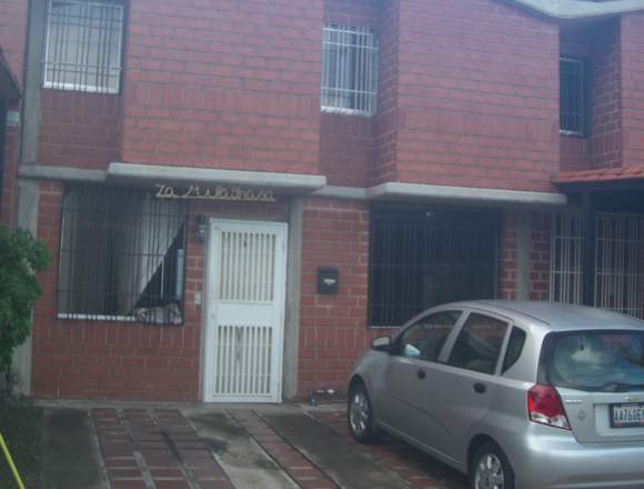 vendo casa en guarenas nueva casarapa los portales