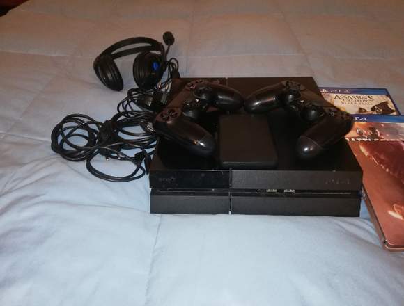 playstation 4 con accesorios y juegos