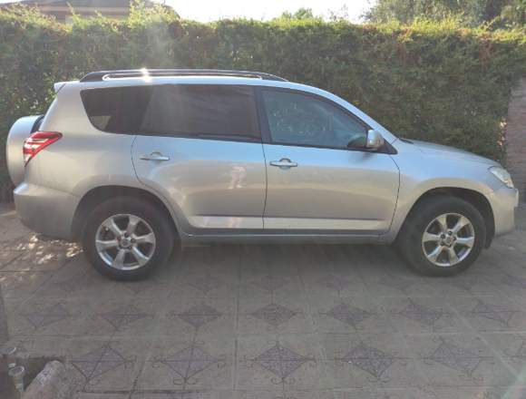 TOYOTA RAV4 SUPER LUJO