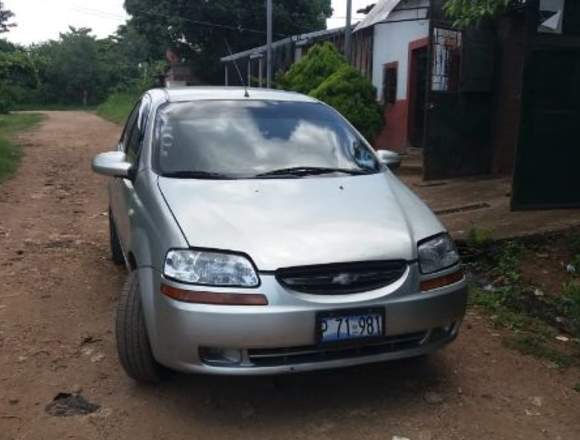 Chevrolet aveo  año 2005 llame al tel 71625670