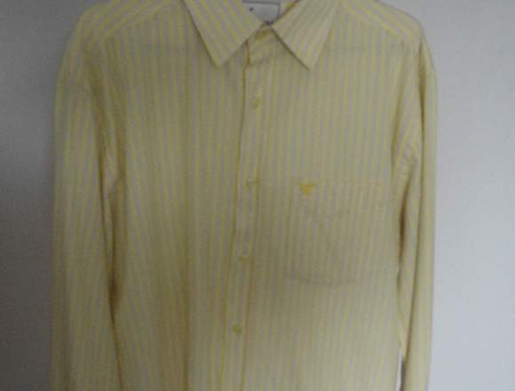 VENDO CAMISA COLOR AMARILLO TALLA M