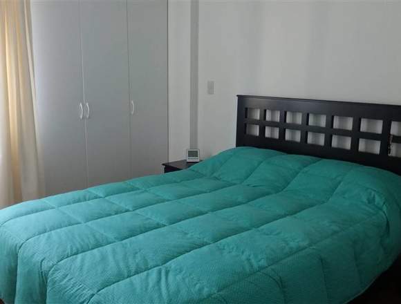 Vendo Departamento 3 Cuartos y 2 Baños-San Miguel