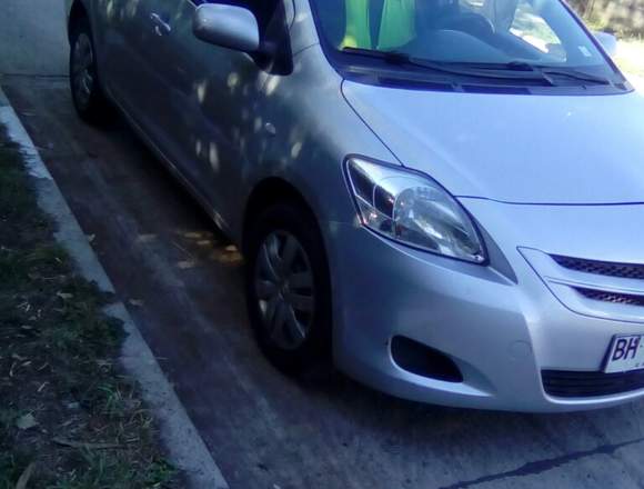 Toyota Yaris 2008.....