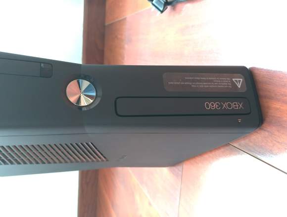 Xbox 360 De 250gb, Kinect Un Control Dos Juegos 