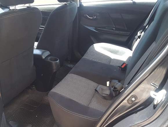 SE VENDE TOYOTA YARIS