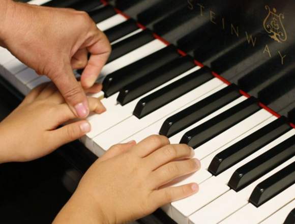  Clases de música para niños y adultos. 