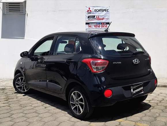 Hyundai Grand i10 HB Negro - transmisión manual