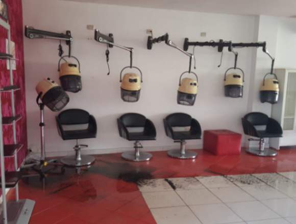 Vendo salón de belleza en la zona oriental 