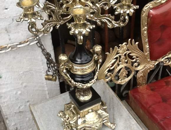 Venta de Candelabro Italiano de bronce en Ecuador