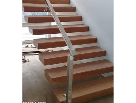 Escaleras Metalicas y madera