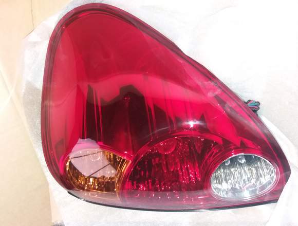 FARO POSTERIOR MITSUBISHI L200