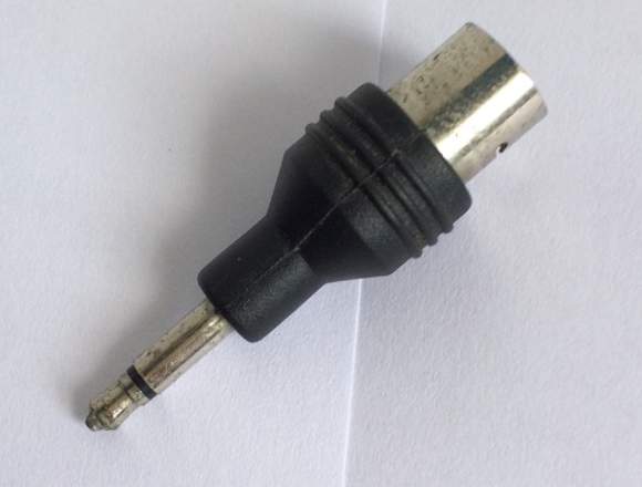 Adaptador 3,5mm macho a Coaxial 9,5mm Hembra