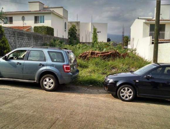 ¡INCREÍBLE TERRENO EN FRACCIONAMIENTO!