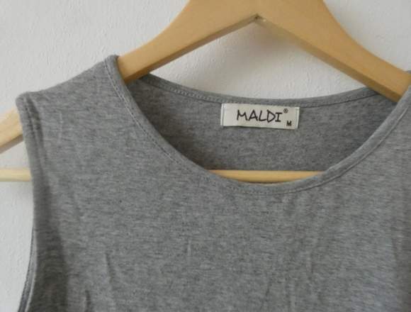 Polera gris Maldi talla S