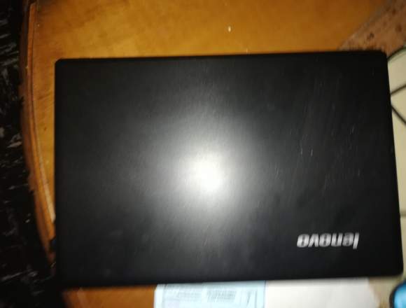 se vende laptop lenovo