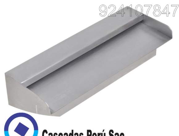 rebose de acero,caida de agua en pared,