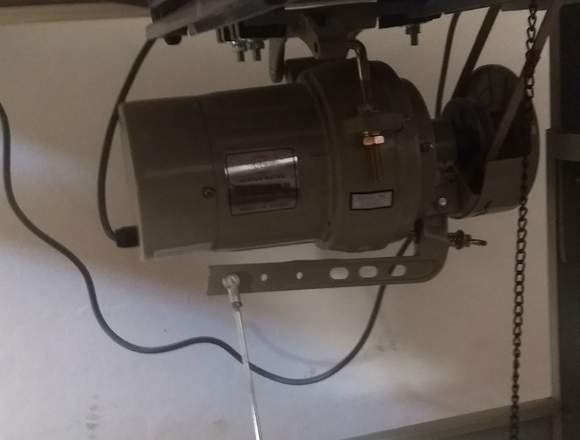 Vendo maquina Zoje Overlock 4 hilos Industrial