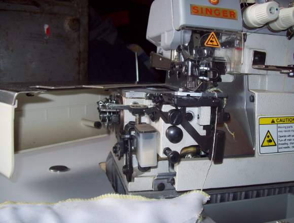 SINGER OVERLOCK 321C-251M-55 DE ALTA VELOCIDAD 