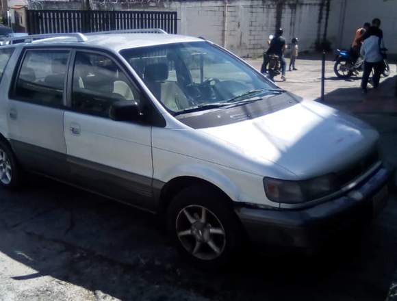 se vende mitsubishi space wagon