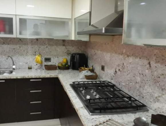 Oportunidad de Casa 228mts2 Maracay