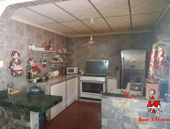 Venta de Casa  384mts2 en Santa Rita 