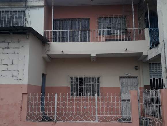 Casa y terreno en venta (negociable) 