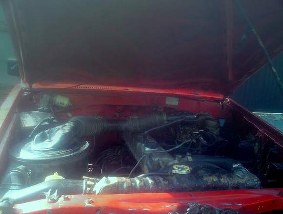 👀 se vende Toyota año 87  motor 3F