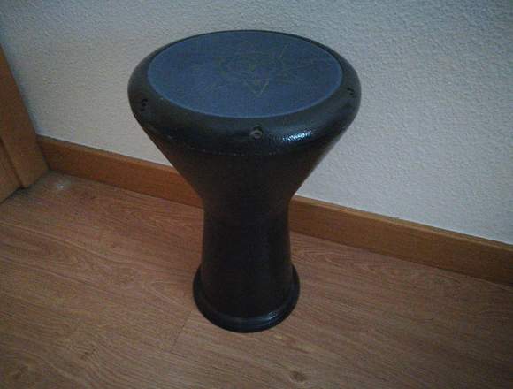 Darbuka instrumento musical