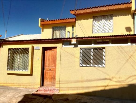 Se Vende Casa en Villa Huaytiquina 