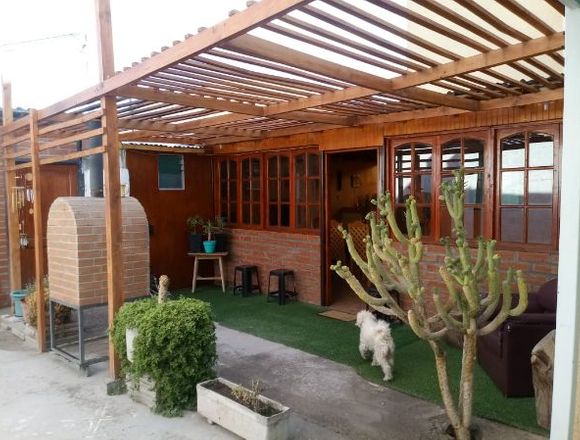 Se Vende Linda Casa Sector Los Yacimientos