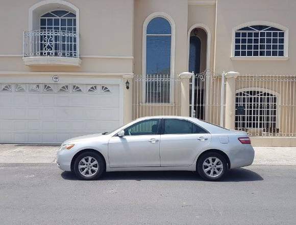 TOYOTA CAMRY EXCELENTE