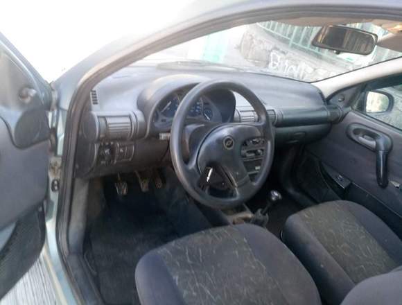 Vendo Chevrolet Corsa 2003 por Viaje