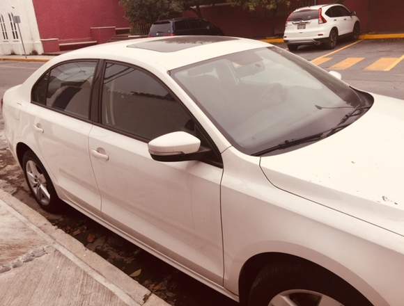 VENDO JETTA ACTIVE TYPTRONIC 2013