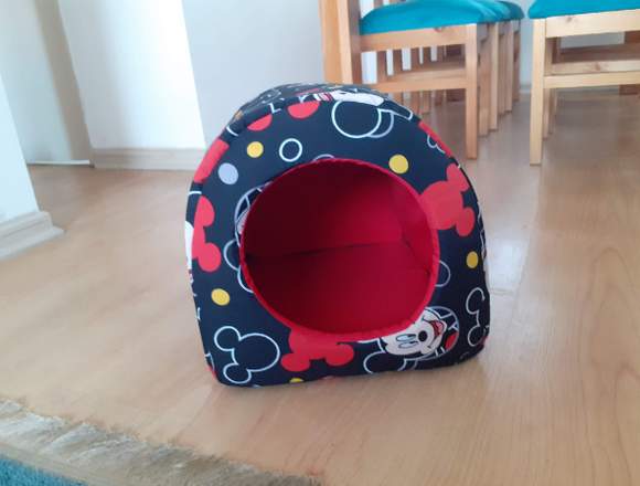 CASA PARA MASCOTAS (perros o gatos)