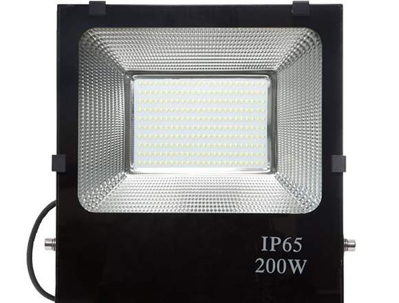 Foco Proyector Led De Area 200w LINEA PRO