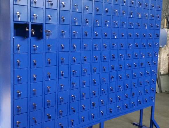 LOCKERS, ARCHIVADORES, ESCRITORIOS DE METAL, ETC