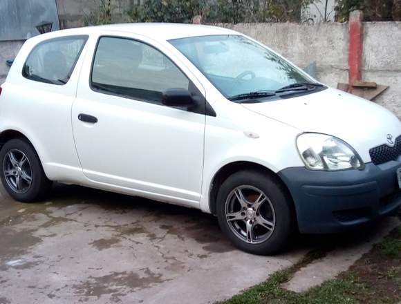 Toyota Yaris Sport año 2003