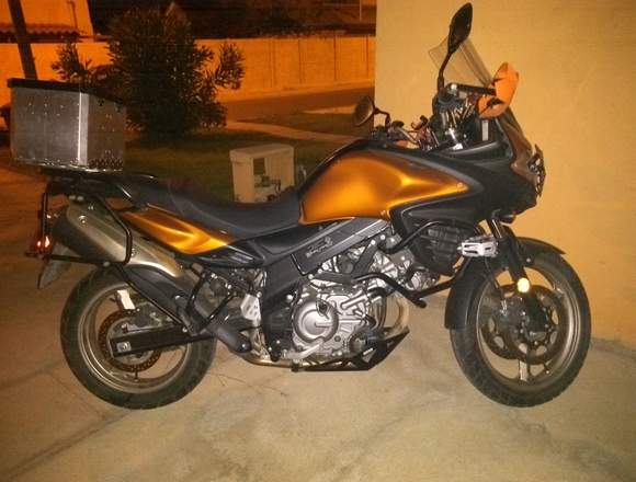 Suzuki Dl650 con muy poco uso